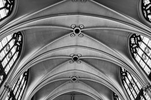 Photography composition Rule of symmetry - cathedral
